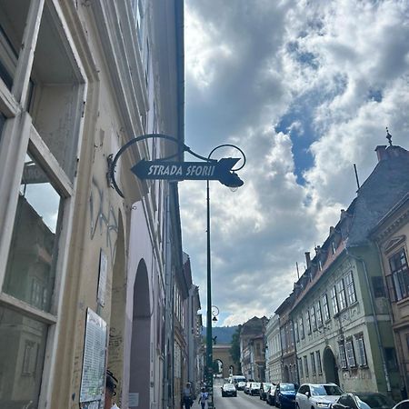 Old Town Elegance Apartment Brasov Exterior photo