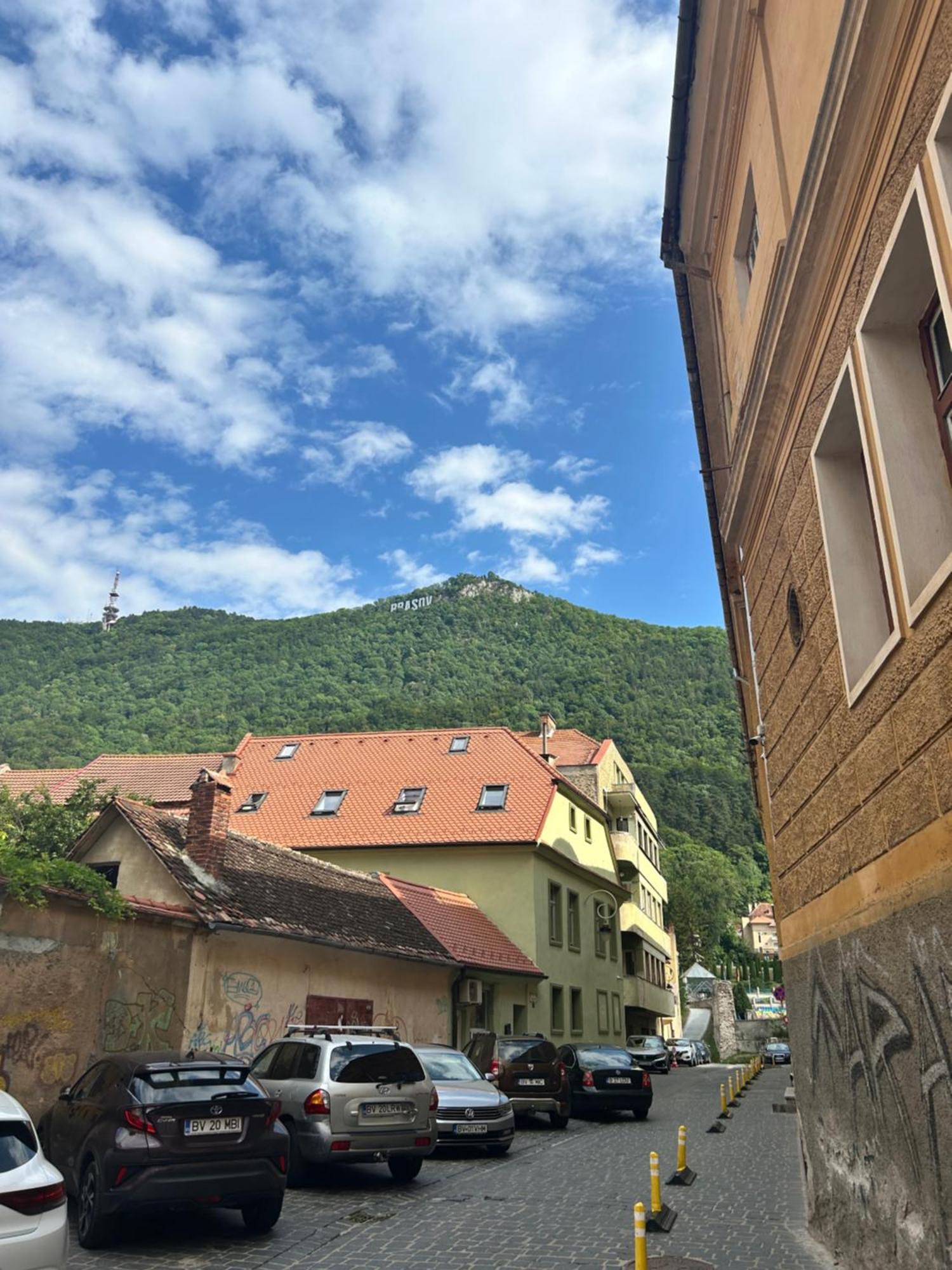 Old Town Elegance Apartment Brasov Exterior photo